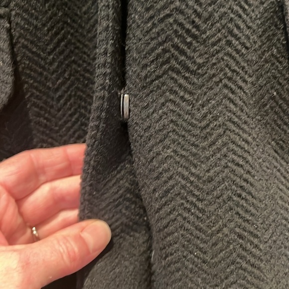 Banana Republic Black Wool Blend Herringbone Coat Size Medium - Picture 7 of 11
